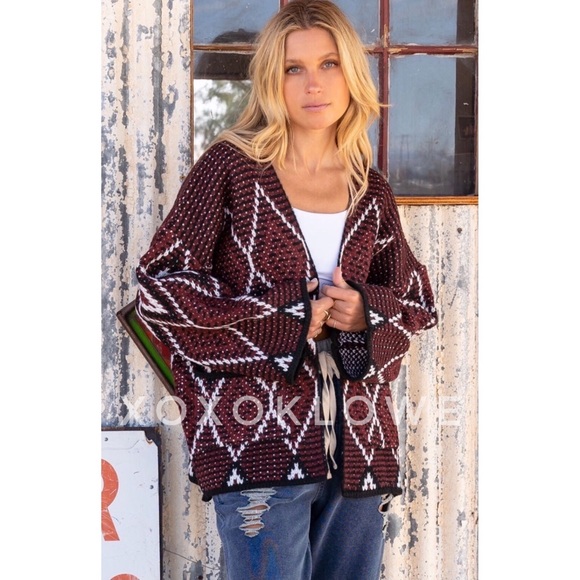 POL Burgundy Diamond Pattern Chunky Knit Cardi Relaxed Fit - Picture 1 of 13